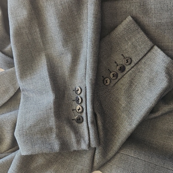 Peter Nygard Women's Blazer - Picture 4 of 7